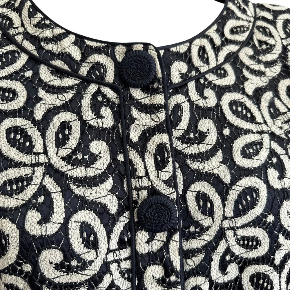 Lafayette 148 NY Button Down Lace Overlay Navy Blue Blazer sz 10 Silk‎ Combo